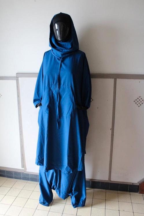 Sportief ensemble hijab M/L, Kleding | Dames, Overige Dameskleding, Nieuw, Ophalen of Verzenden