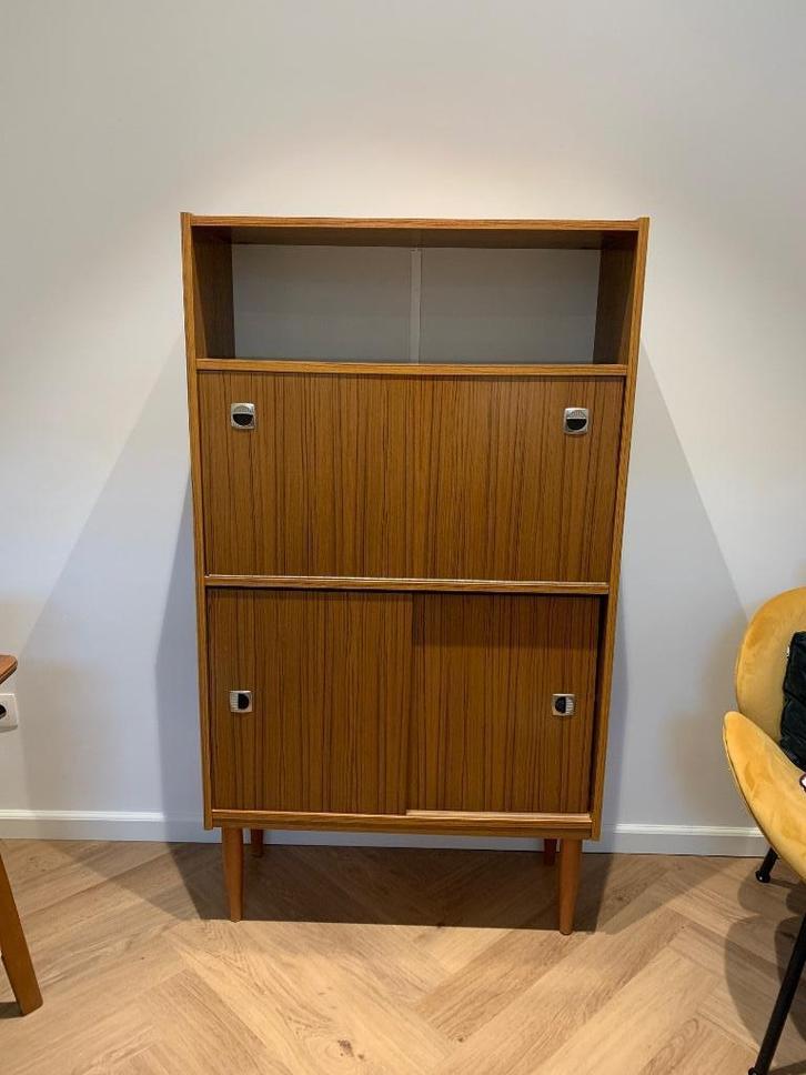 Vintage retro kast, Maison & Meubles, Armoires | Bibliothèques, Comme neuf, 50 à 100 cm, 100 à 150 cm, 25 à 50 cm, Avec porte(s)