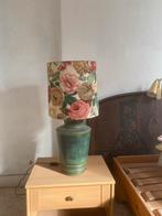 Mooie groene lamp met gratis nachtkastje, Ophalen, Gebruikt