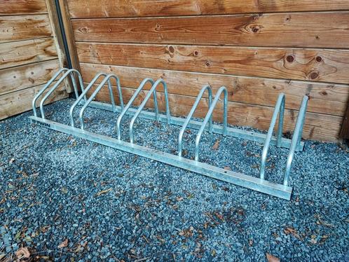 Decathlon B twin fietsenrek voor 5 fietsen. (Goede staat!), Fietsen en Brommers, Fietsaccessoires | Fietsenrekken, Gebruikt, Ophalen