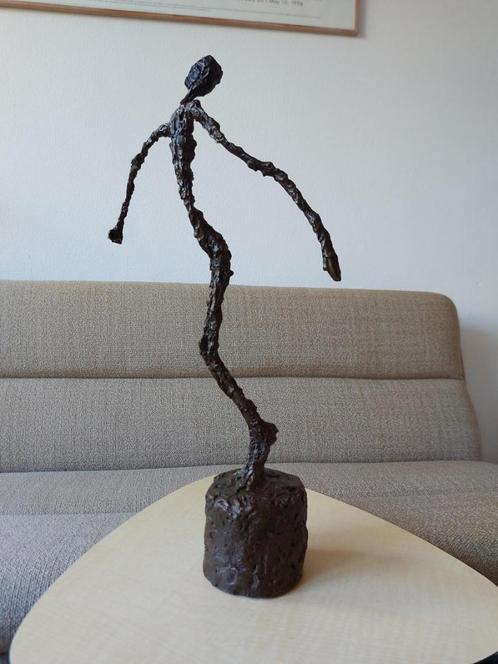 Giacometti Homme qui chavire Falling Man Bronzen Beeld, Antiquités & Art, Art | Sculptures & Bois, Enlèvement ou Envoi