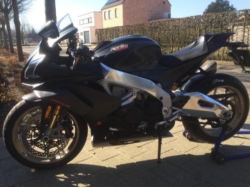 motor aprillia, Motoren, Motoren | Aprilia, Particulier, Super Sport, meer dan 35 kW, 4 cilinders, Motorrijbewijs A, ABS, Cruise Control