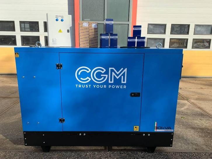 CGM 30P - Perkins 33 Kva aggregaat, Articles professionnels, Machines & Construction | Générateurs