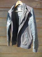 Stoere jongens vest, Ophalen, Jas