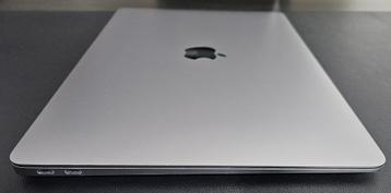 MacBook Air M1 8core 16GB RAM HDD512GB SSD disponible aux enchères