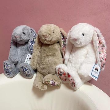 Jellycat Blossom Bunny - Nieuw beschikbaar voor biedingen