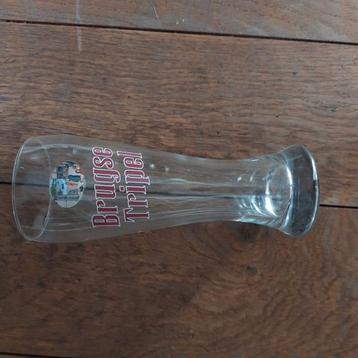 Brugse tripel glas beschikbaar voor biedingen