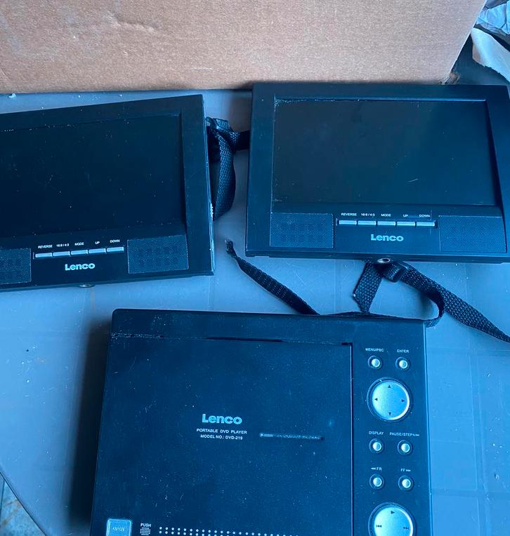 Lenco draagbare DVD-speler met 2 schermen – zonder kabels, Audio, Tv en Foto, DVD spelers, Zo goed als nieuw, Dvd-speler, Ophalen