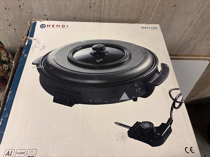 Hendi Party Pan 1400W – met anti kleeflaag en thermostaat, Auto diversen, Autospeakers, Zo goed als nieuw, Ophalen