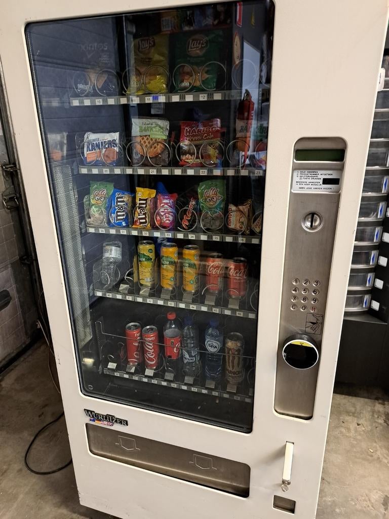 Fris / snack automaat gekoeld, Verzamelen, Automaten | Overige, Ophalen