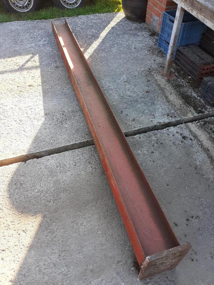 A vendre grande poutre en fer grande poutre, Bricolage & Construction, Métaux, Fer, Enlèvement