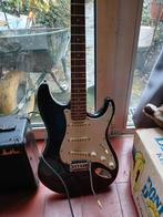 Elektrische gitaar plus versterker, Muziek en Instrumenten, Ophalen, Gebruikt, Gitaar, Minder dan 50 watt