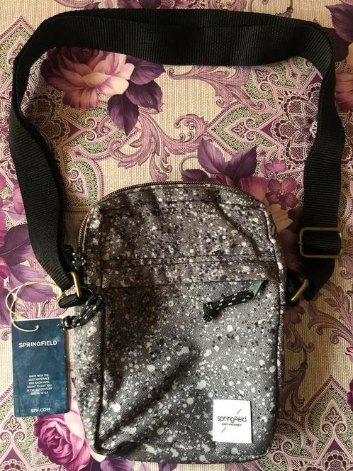 Mooi heuptasje, schoudertas, rugzak gloednieuw, Handtassen en Accessoires, Tassen | Schooltassen, Nieuw, Rugtas