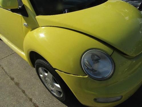 Aile avant droite d'un Volkswagen Beetle, Autos : Pièces & Accessoires, Carrosserie & Tôlerie, Volkswagen, Utilisé, 3 mois de garantie