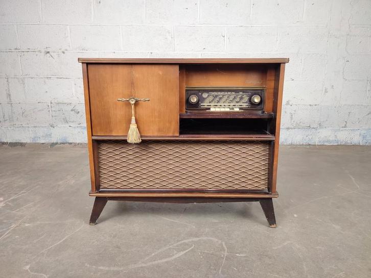 Vintage radio meubel, Antiek en Kunst, Antiek | Tv's en Audio, Ophalen