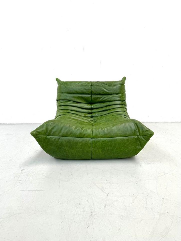 Togo 1-seater in Green Leather by Ducaroy for Ligne Roset., Maison & Meubles, Fauteuils, Comme neuf, Cuir, Enlèvement ou Envoi