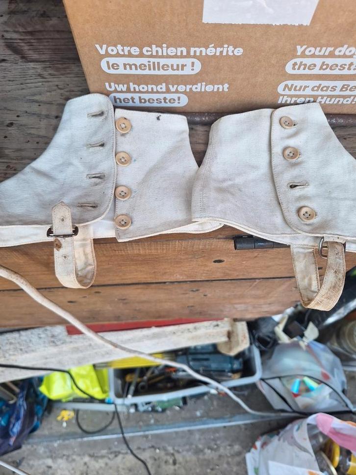 Oud paar witte linnenlepels zie beschrijving, Verzamelen, Militaria | Tweede Wereldoorlog, Landmacht, Kleding of Schoenen, Ophalen of Verzenden