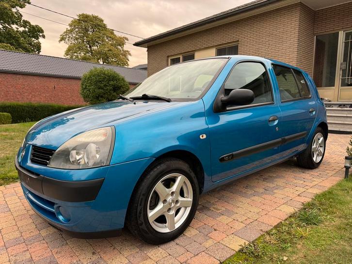 Renault Clio 1.2 essence à vendre, Auto's, Renault, Particulier, Clio, ABS, Benzine, Euro 4, Ophalen