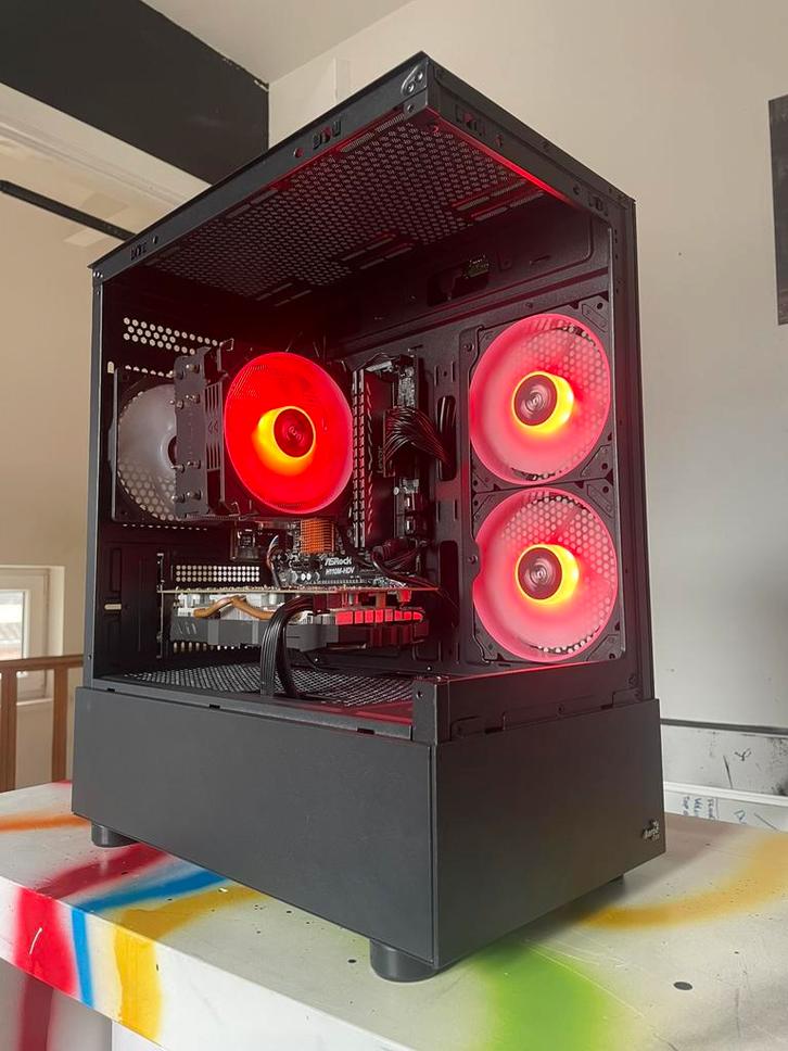 Instap gaming pc voor fortnite etc.🔥 i7 en Rx580, Computers en Software, Desktop Pc's, Zo goed als nieuw, 3 tot 4 Ghz, HDD, SSD