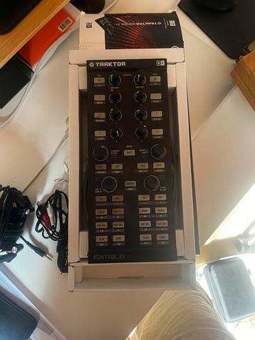 Traktor kontrol x1, Enlèvement