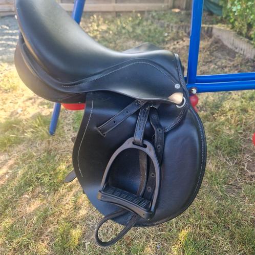 Pony uitrusting Fouganza, Dieren en Toebehoren, Paarden en Pony's | Zadels, Zo goed als nieuw, Ophalen