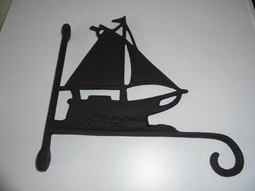 Oude gietijzeren wandhanger met zeilschip, Antiek en Kunst, Antiek | Overige Antiek, Ophalen of Verzenden