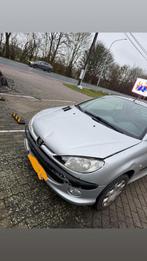 Peugeot 206cc accidentée, Auto's, Peugeot, Voorwielaandrijving, 4 zetels, Stof, 4 cilinders