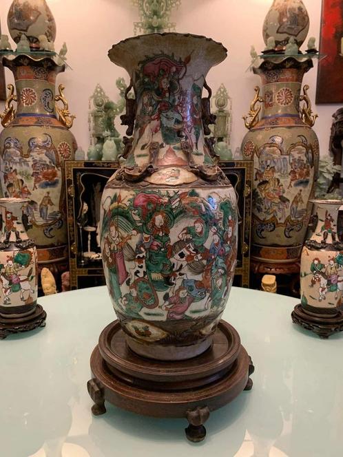 RARE COLLECTION OF NANKING VASES, Antiquités & Art, Antiquités | Vases
