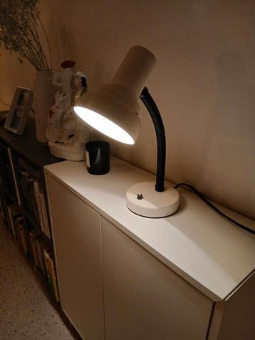 Witte retro lamp Bureau/living beschikbaar voor biedingen