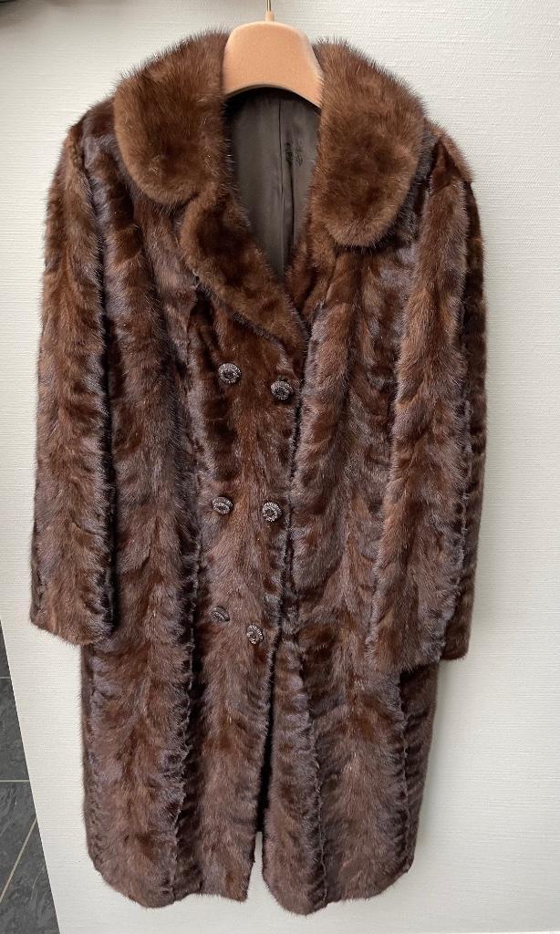 Chique nertsen damesmantel, Kleding | Dames, Jassen | Winter, Zo goed als nieuw, Maat 42/44 (L), Bruin, Ophalen of Verzenden