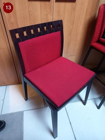 Chaises a l unité beschikbaar voor biedingen