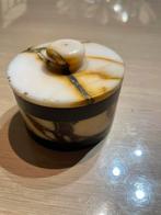 Perite bonbonniere, Enlèvement, Comme neuf