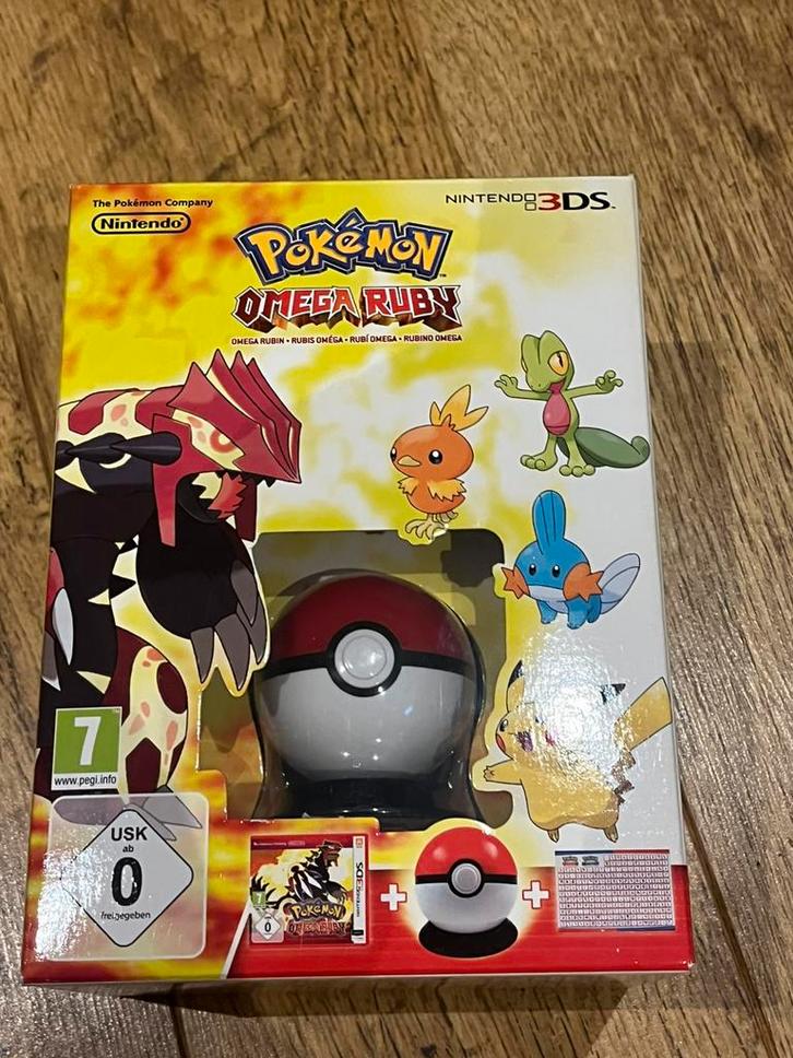 Omega ruby pokeball bundle - near mint, Games en Spelcomputers, Games | Nintendo 2DS en 3DS, Ophalen
