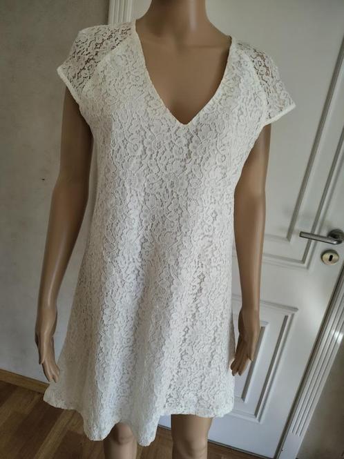 Nieuwe kanten jurk, Kleding | Dames, Jurken, Nieuw, Maat 38/40 (M), Wit, Knielengte, Verzenden
