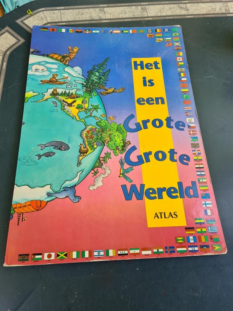 Grote Wereld Atlas 1995, Hobby en Vrije tijd, Overige Hobby en Vrije tijd, Zo goed als nieuw, Ophalen of Verzenden