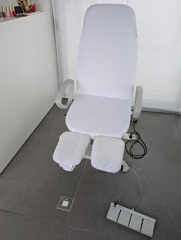 Professionele pedicurestoel beschikbaar voor biedingen