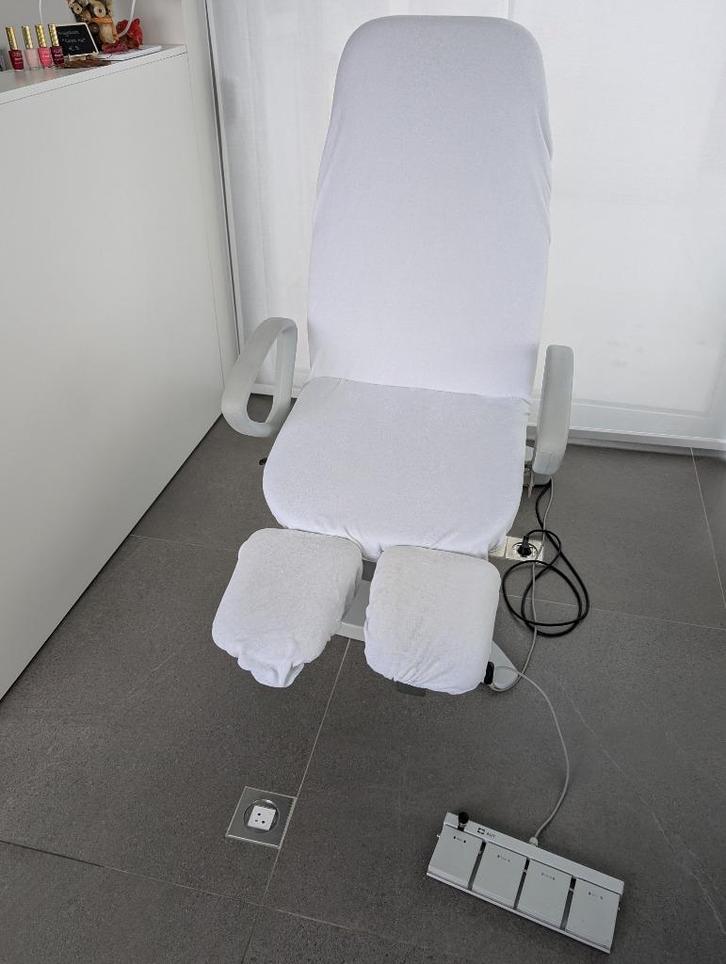 Professionele pedicurestoel, Elektronische apparatuur, Persoonlijke Verzorgingsapparatuur, Zo goed als nieuw, Hand- en Voetverzorging