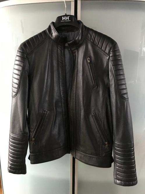 Veste en agneau Neuve-fabriquée Barcelone Espagne T.38/40, Vêtements | Femmes, Vestes | Hiver, Neuf, Taille 38/40 (M), Noir, Enlèvement ou Envoi