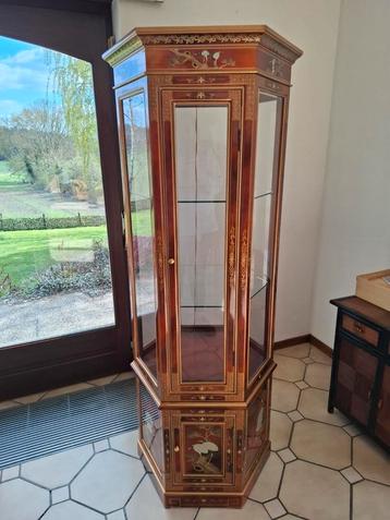 Vitrine Chinoise en TBE  beschikbaar voor biedingen