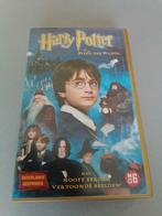 VHS videocassette Harry Potter en de steen der wijzen, Gebruikt, Ophalen of Verzenden