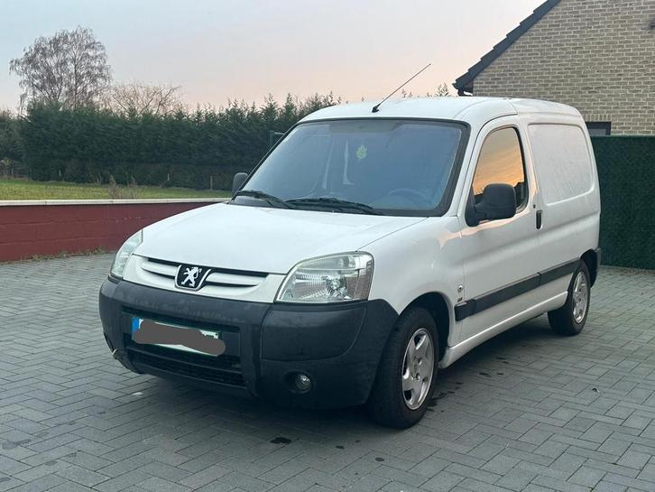 Peugeot partner 1.6 diesel airco is gekeurd voor verkoop!, Auto's, Bestelwagens en Lichte vracht, Particulier, Elektrische ramen