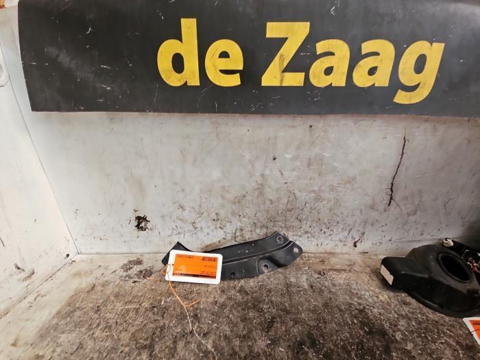 Cadre phare gauche d'un Volkswagen Polo, Autos : Pièces & Accessoires, Carrosserie & Tôlerie, Volkswagen, Utilisé, 3 mois de garantie