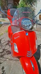 VESPA 300 GTS, Scooter, 300 cc, Particulier, 1 cilinder