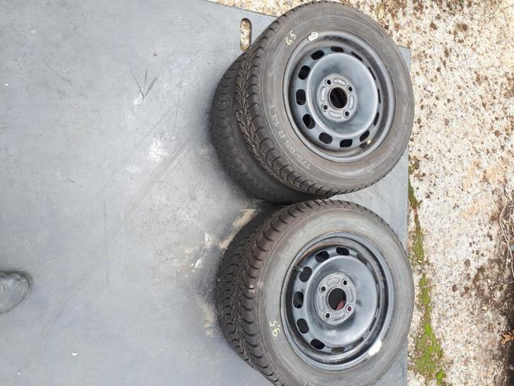 winterbanden op velg, Auto-onderdelen, Banden en Velgen, Banden en Velgen, Winterbanden, 14 inch, 175 mm, Personenwagen, Gebruikt
