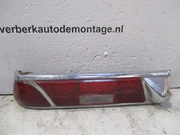 ACHTERLICHT LINKS Mercedes-Benz Heckflosse (W111 / 112)