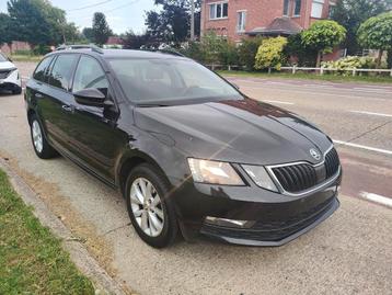 Skoda Octavia 1.4 i 81 kw Essence+GNC Année 2018  disponible aux enchères