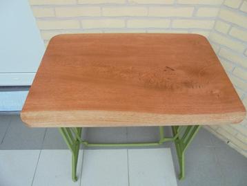 Mooi simpel upcycling tuin- , terras- , bijzettafeltje beschikbaar voor biedingen