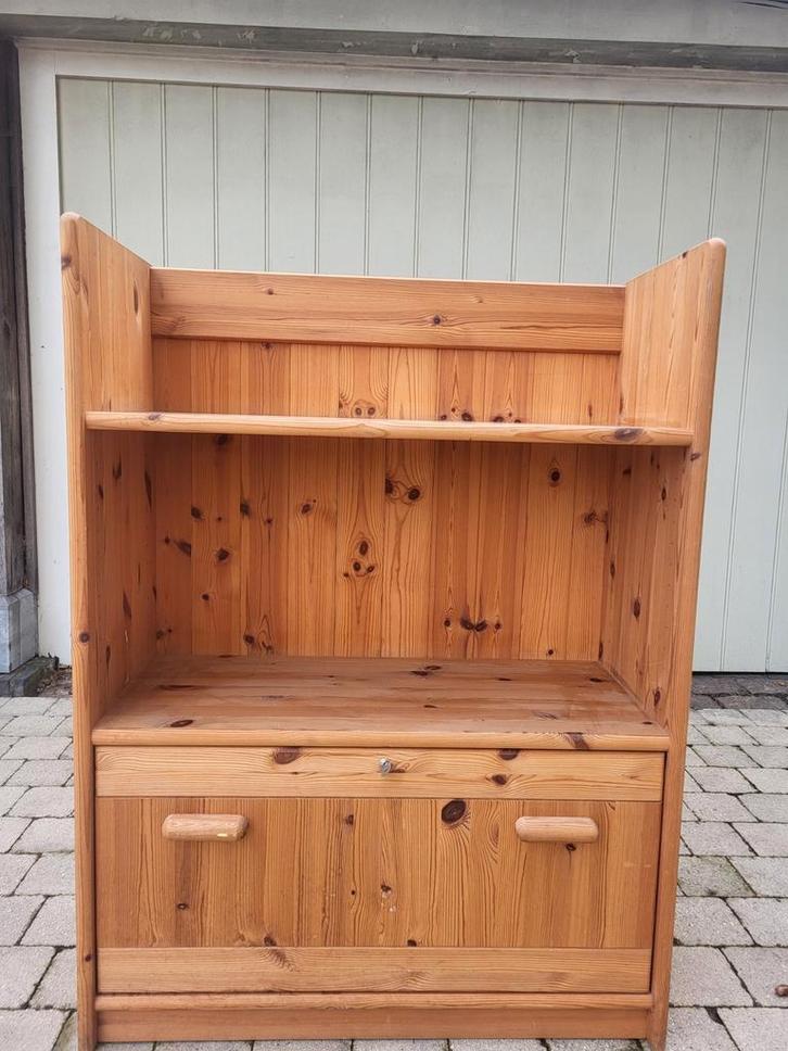 Zeer stevige houten kast, Huis en Inrichting, Kasten | Overige, Gebruikt, Ophalen