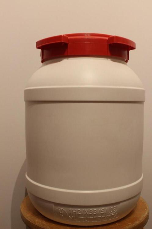 Vat met grote opening van 26 liter (kan), Huis en Inrichting, Woonaccessoires | Overige, Ophalen of Verzenden