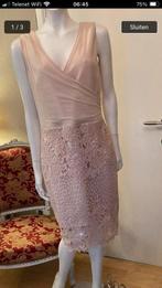 Roze gevoerde jurk in Nieuwstaat van “Lipsy”, Maat 42/44 (L), Ophalen of Verzenden, Roze, Zo goed als nieuw